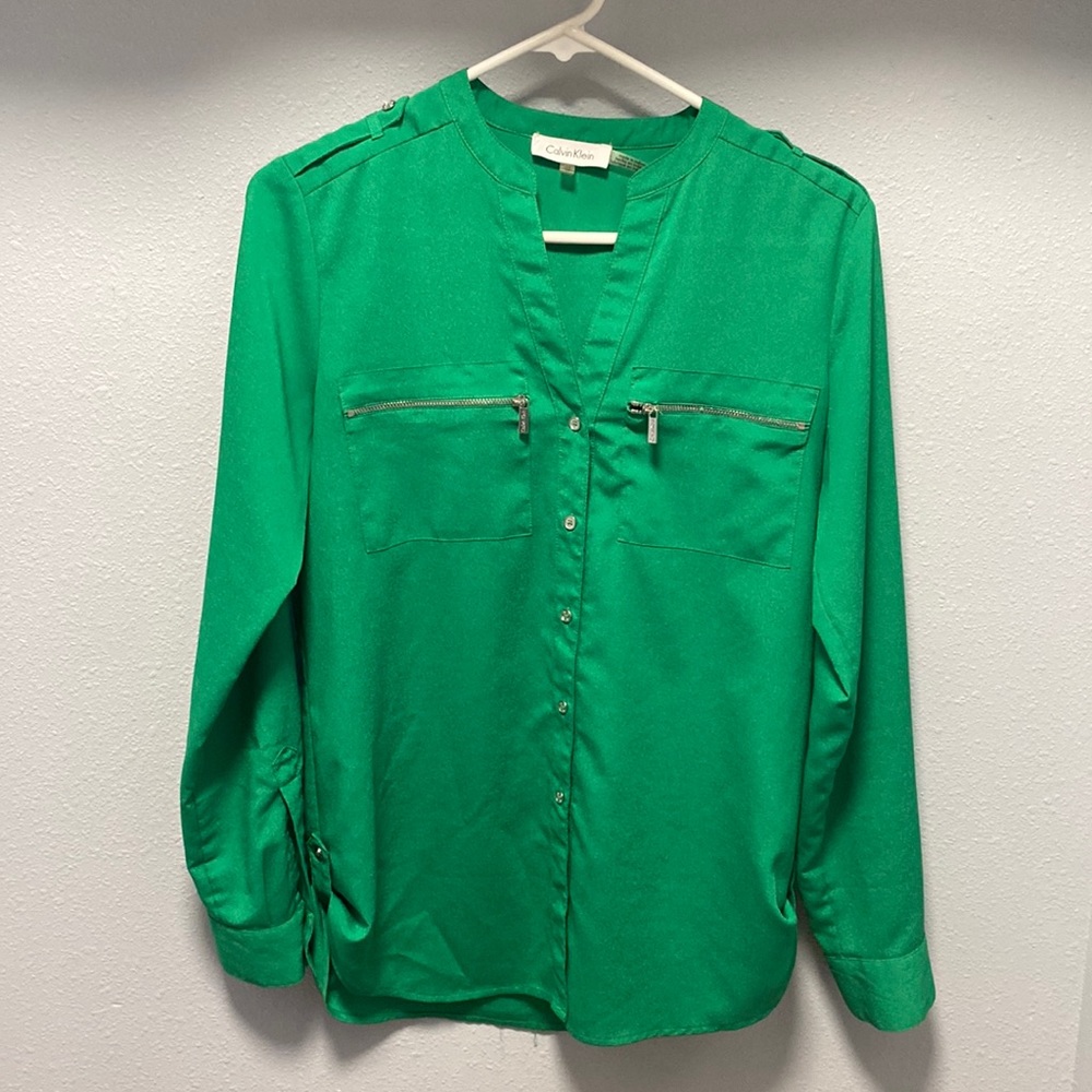 Calvin Klein green button down blouse